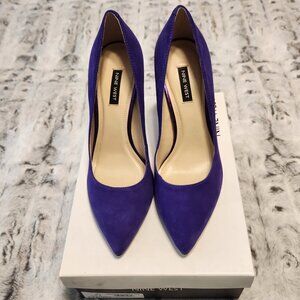 Nine West “Tatiana” Purple Suede Pointed Toe Pumps – Size 8.5M
